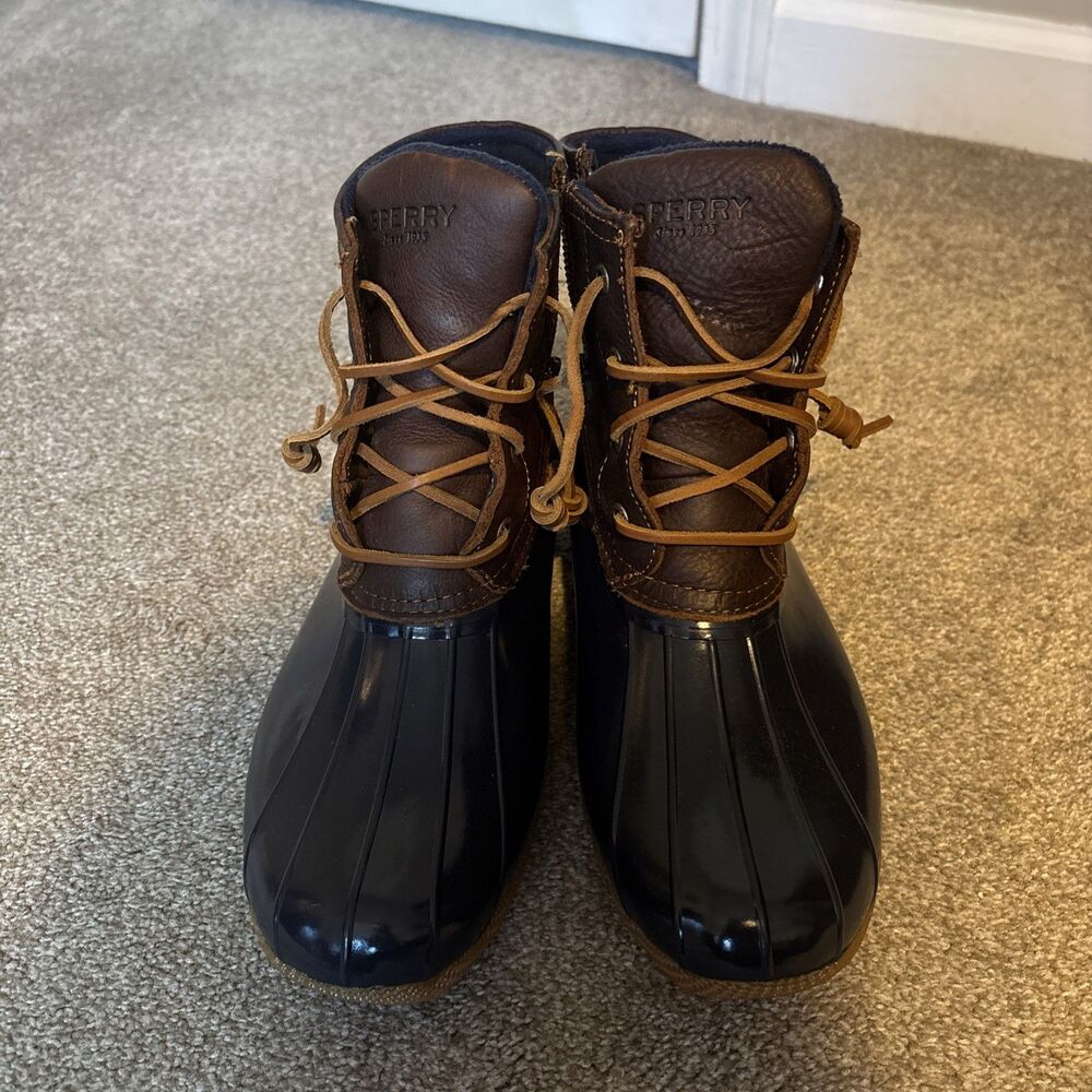 Sperry Waterproof Duck Boots Women’s Size 9